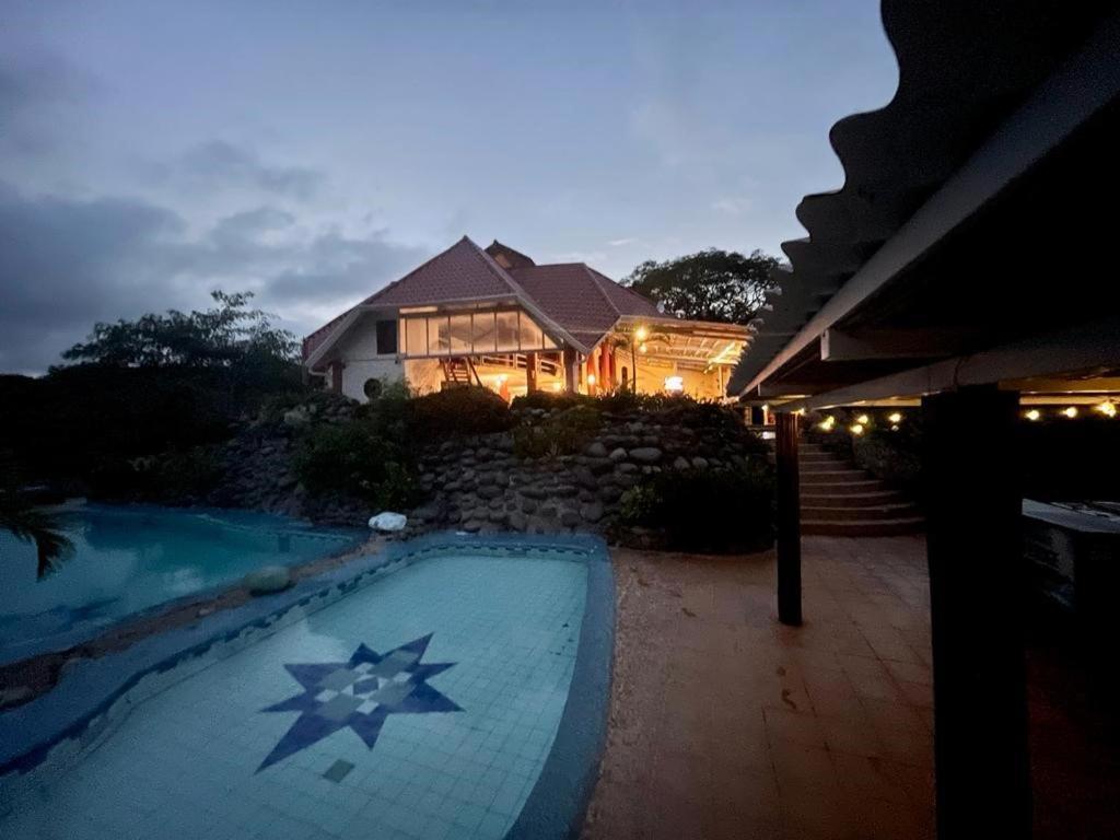 Villa Pura Vida Matapalo  Buitenkant foto